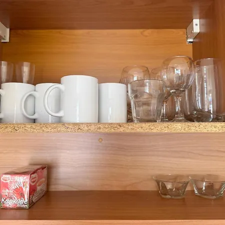 трёхкомнатная *