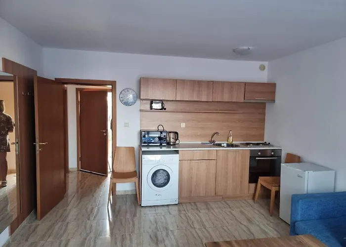 трёхкомнатная Szveti Vlasz